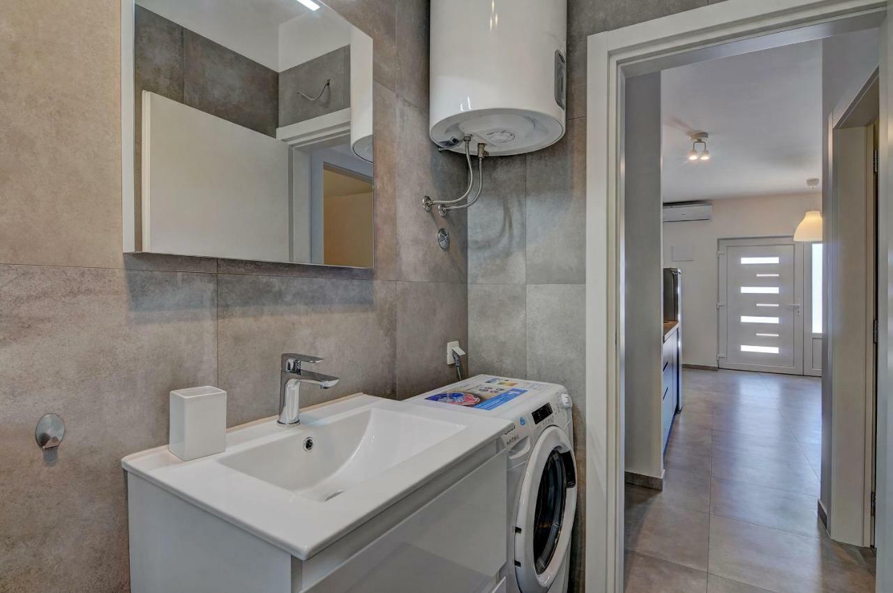 Apartman D Pula Zewnętrze zdjęcie